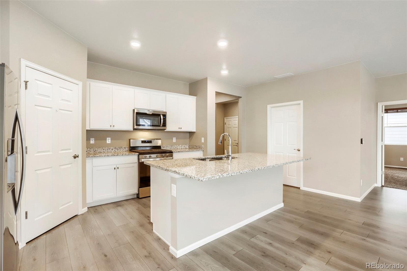 MLS Image #3 for 5491  sandy ridge avenue,firestone, Colorado