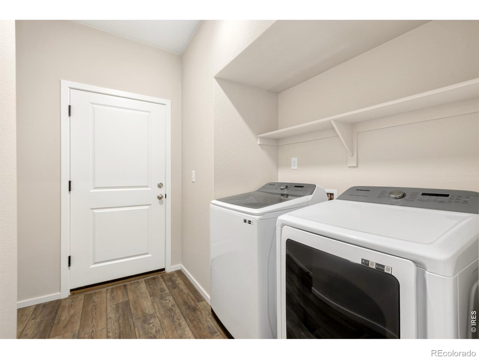 MLS Image #15 for 2102  setting sun drive,windsor, Colorado