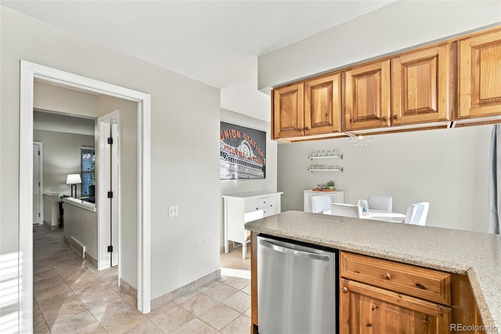 MLS Image #10 for 7505 w yale avenue,denver, Colorado