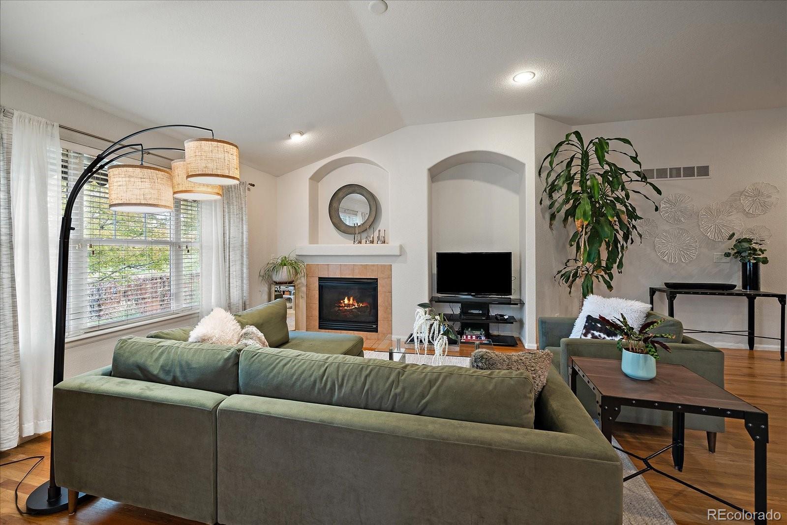 MLS Image #5 for 23825 e grand place,aurora, Colorado