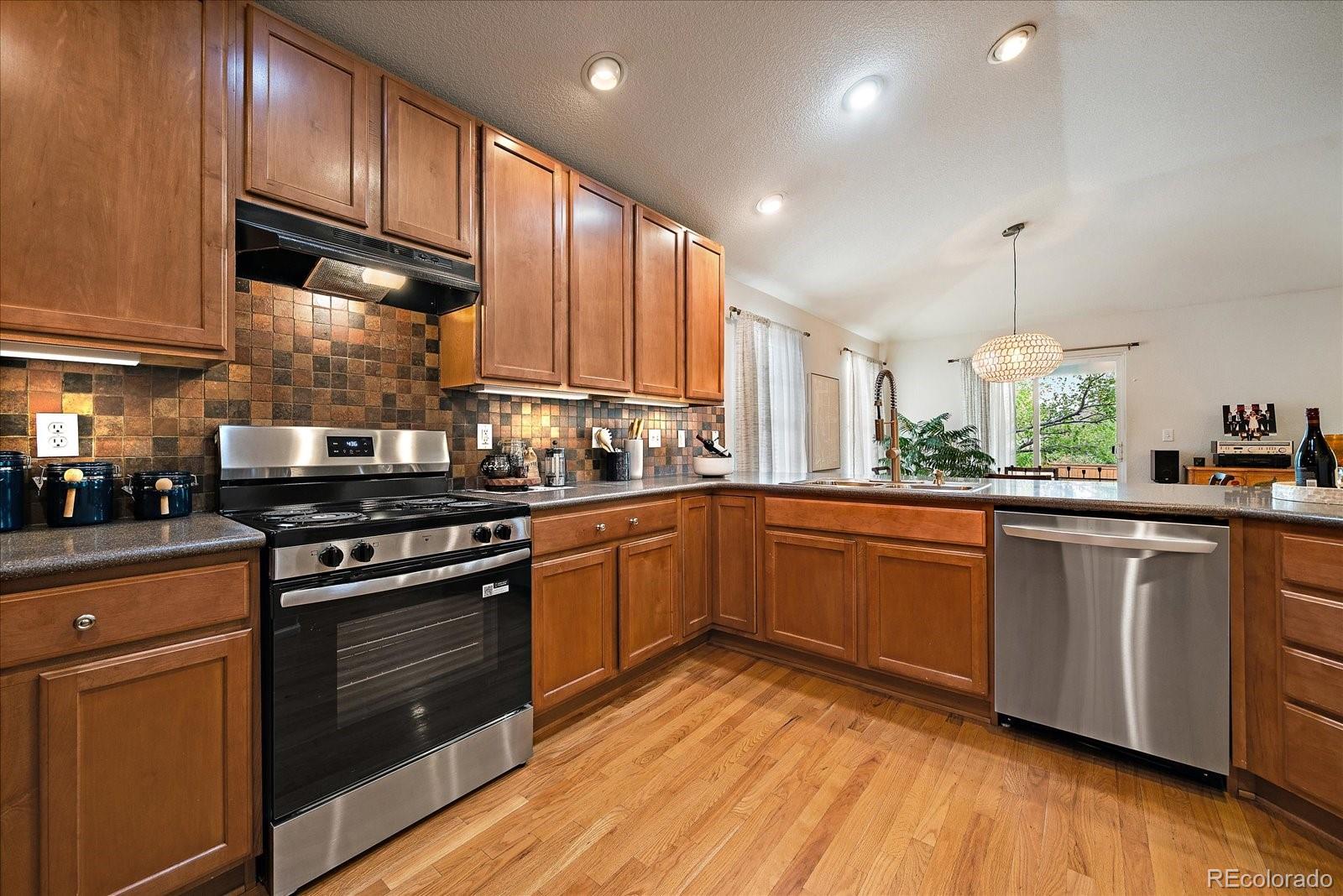 MLS Image #9 for 23825 e grand place,aurora, Colorado