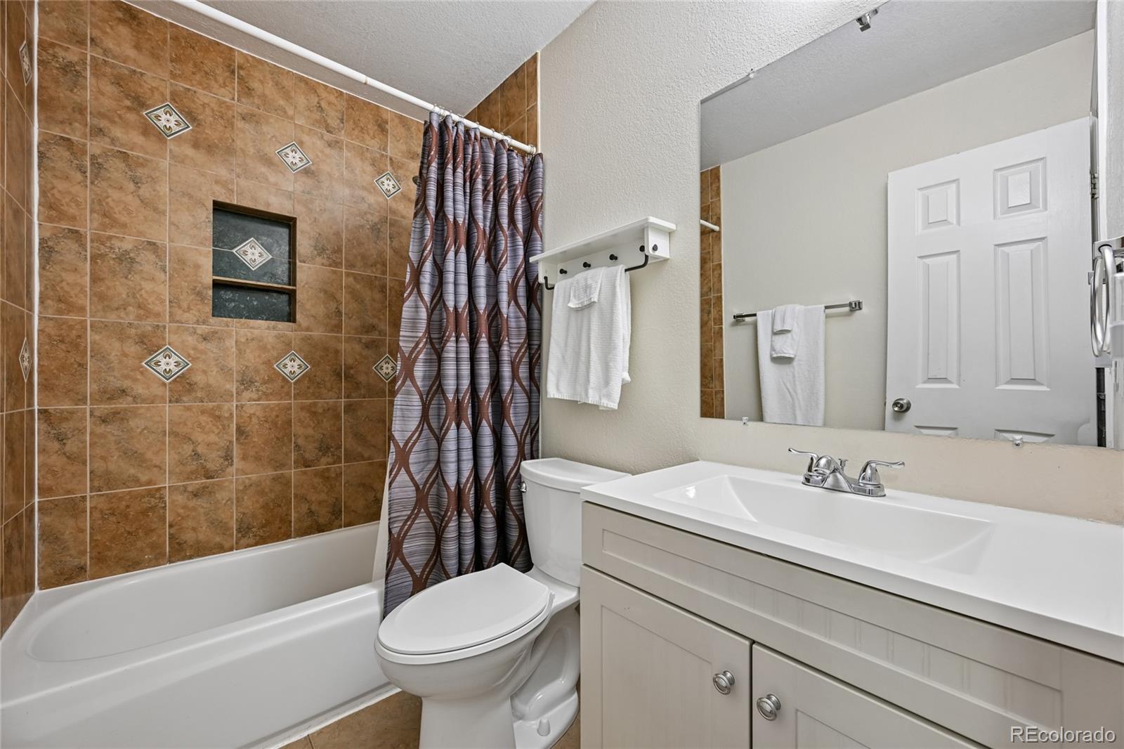 MLS Image #27 for 1555 s sedalia street,aurora, Colorado