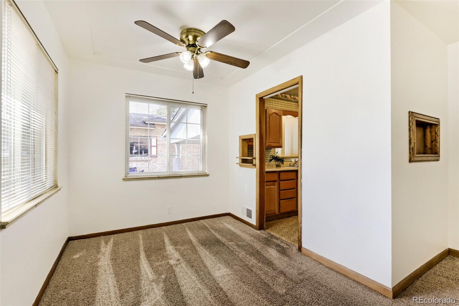 MLS Image #8 for 1051  macon street,aurora, Colorado