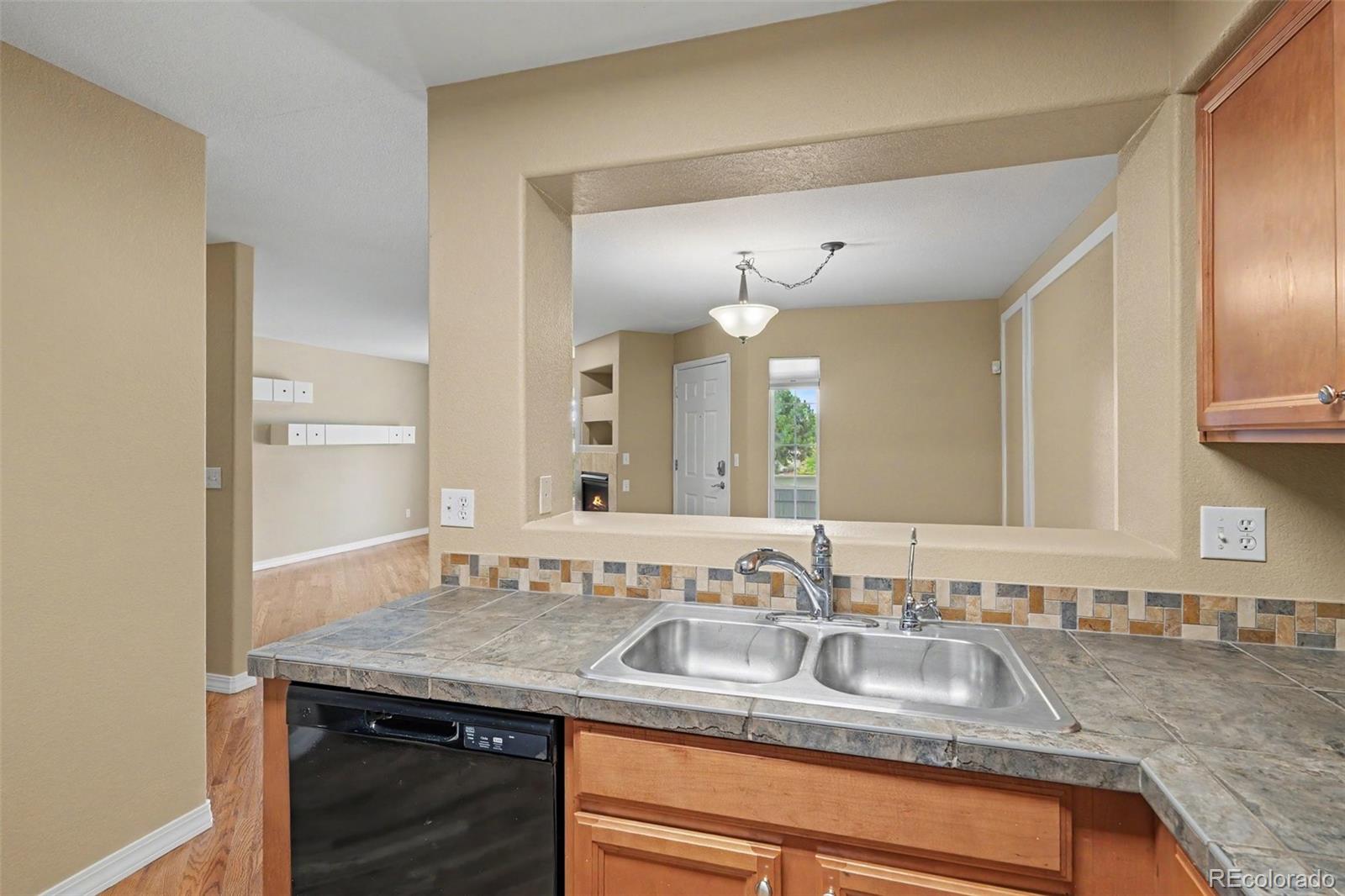 MLS Image #8 for 2605  cutters circle 105,castle rock, Colorado