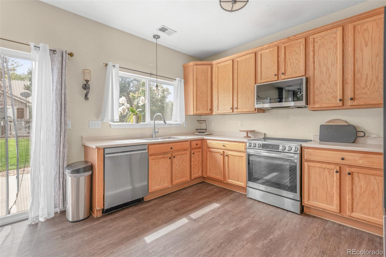 MLS Image #12 for 14844 e 117th avenue,commerce city, Colorado
