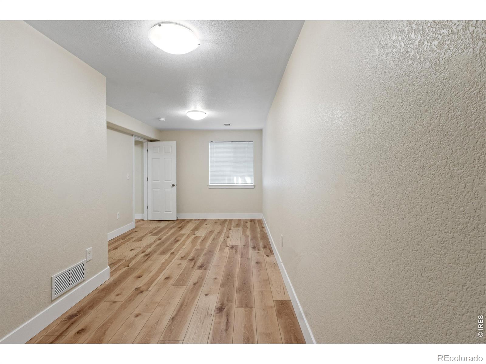 MLS Image #11 for 1928  ravenview road,fort collins, Colorado