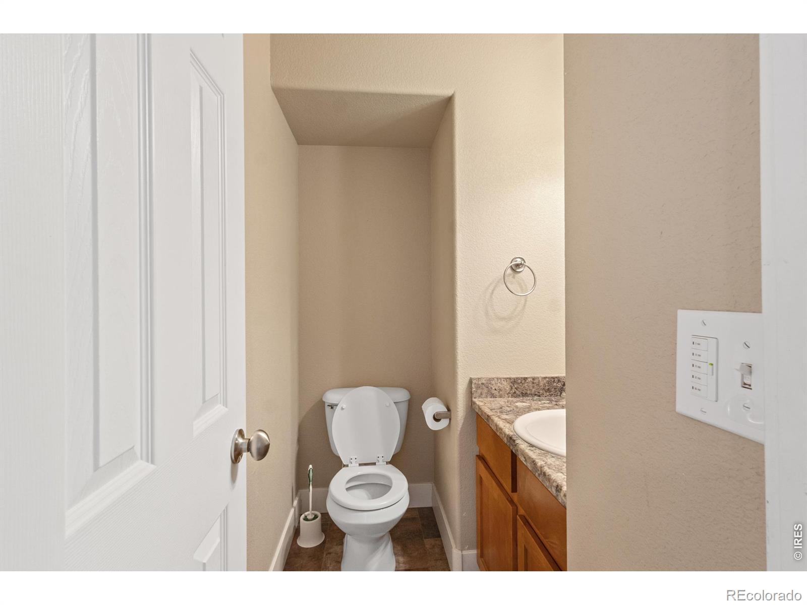 MLS Image #5 for 1928  ravenview road,fort collins, Colorado