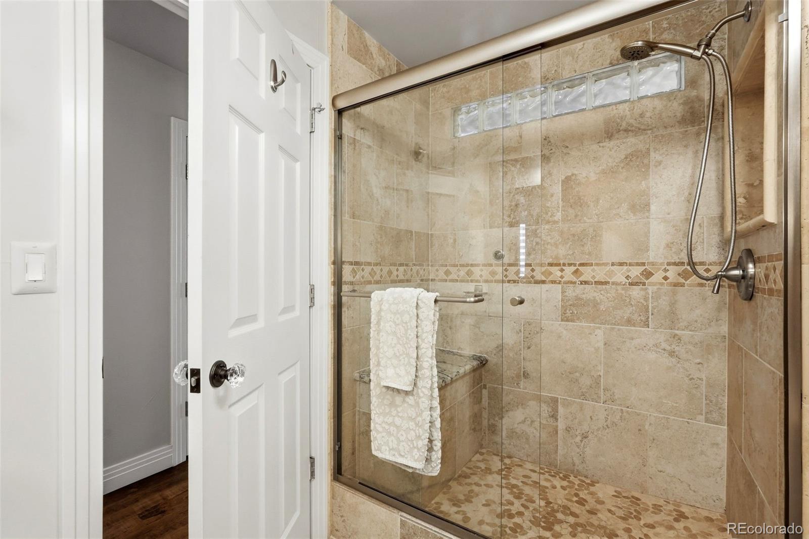 MLS Image #17 for 1625  larimer street,denver, Colorado