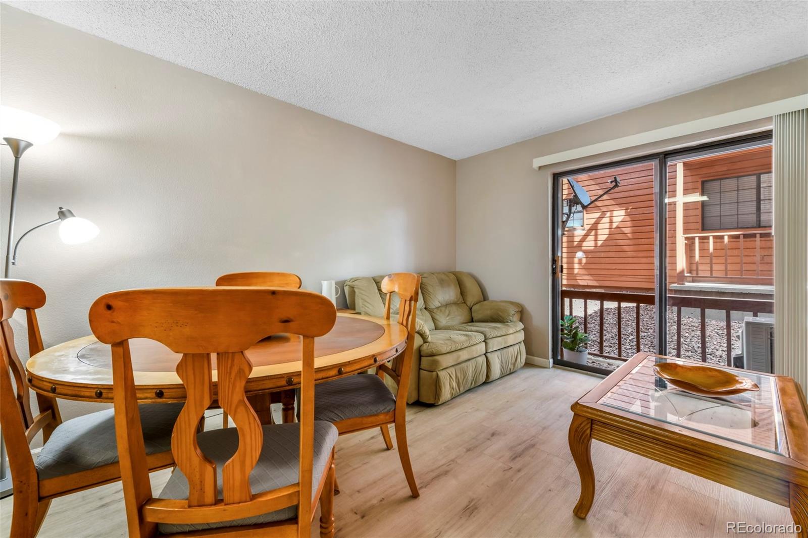 MLS Image #10 for 2430  palmer park boulevard d1,colorado springs, Colorado
