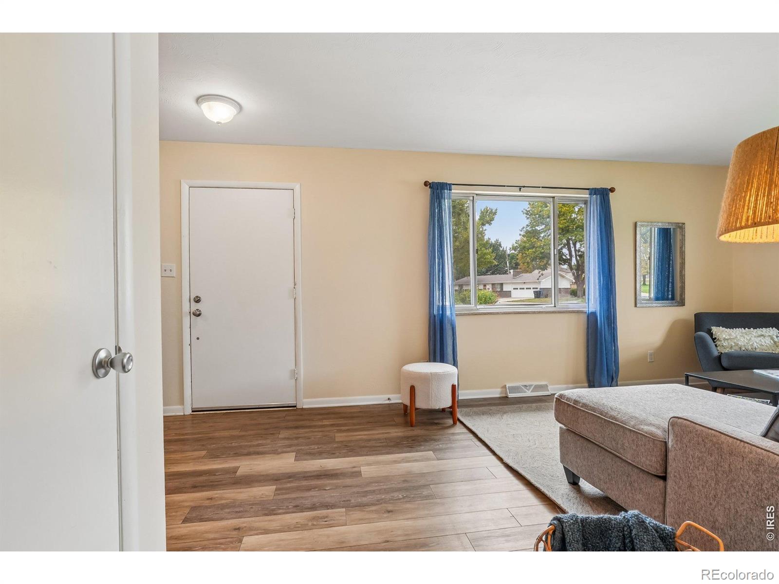 MLS Image #14 for 1228  frontier drive,longmont, Colorado