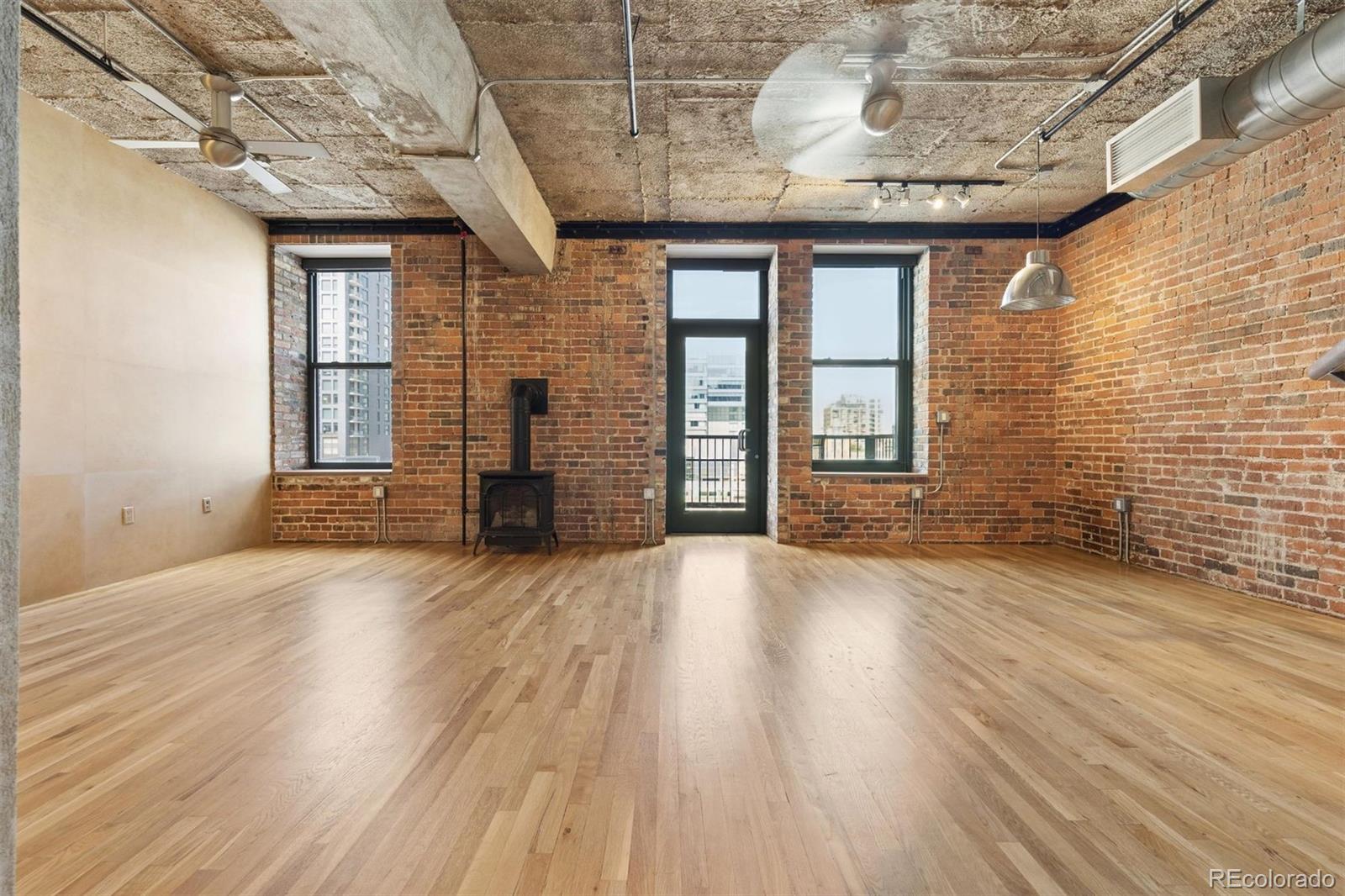MLS Image #2 for 1801  wynkoop street 302,denver, Colorado