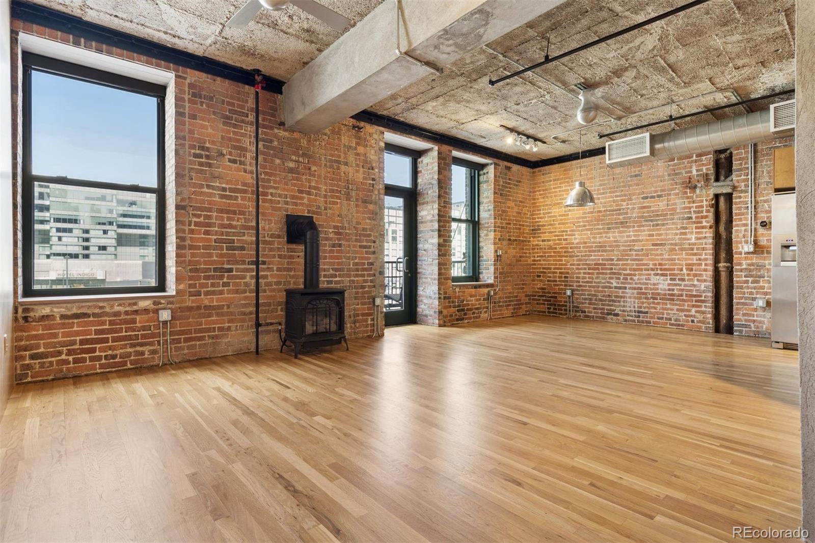 MLS Image #4 for 1801  wynkoop street 302,denver, Colorado