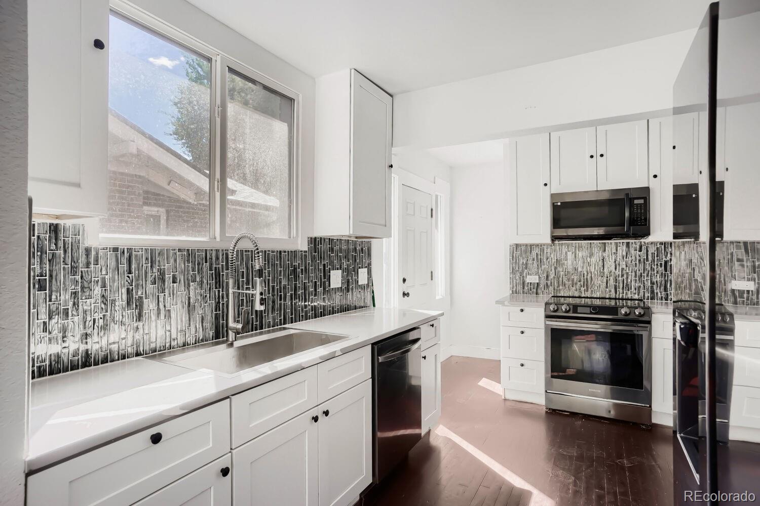 MLS Image #6 for 1345  quebec street,denver, Colorado
