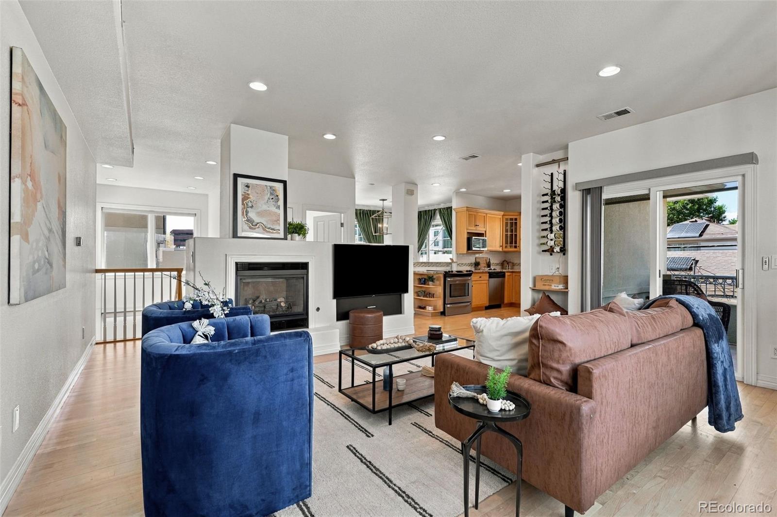 MLS Image #3 for 257 s jackson street c,denver, Colorado