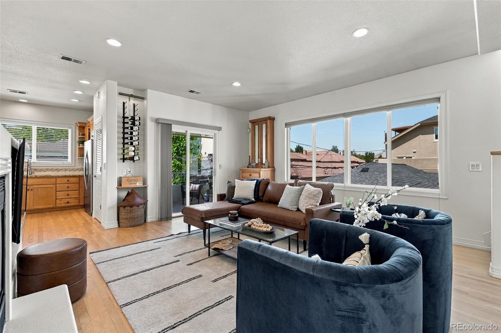 MLS Image #4 for 257 s jackson street c,denver, Colorado
