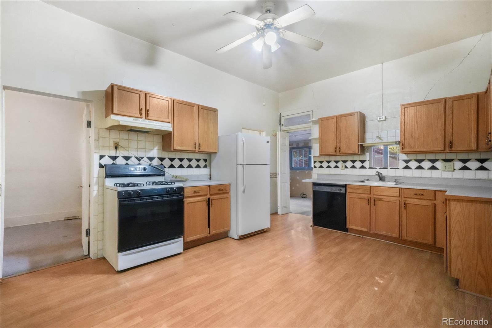 MLS Image #23 for 818 w 2nd street,florence, Colorado