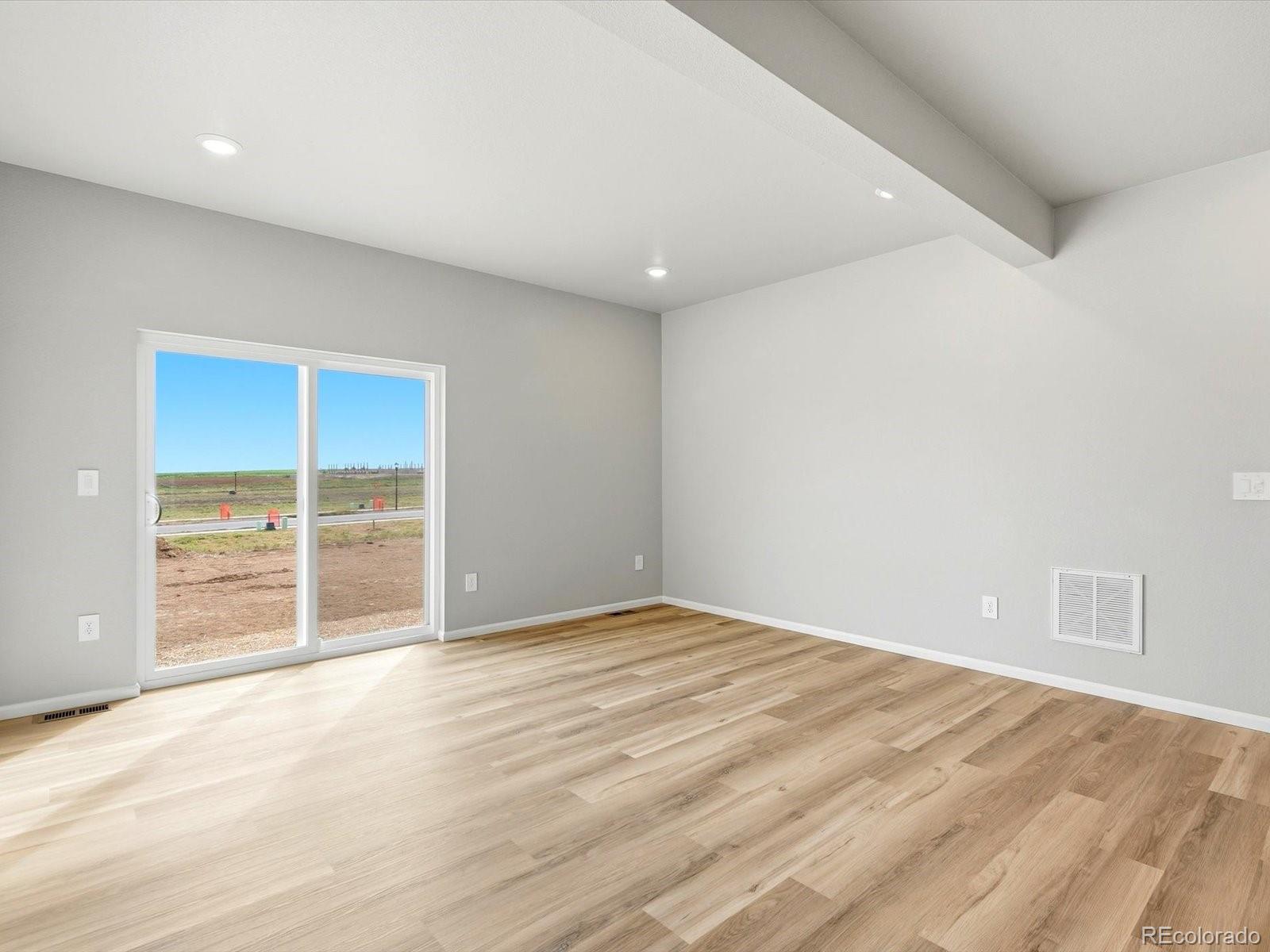 MLS Image #12 for 504  97th avenue,greeley, Colorado