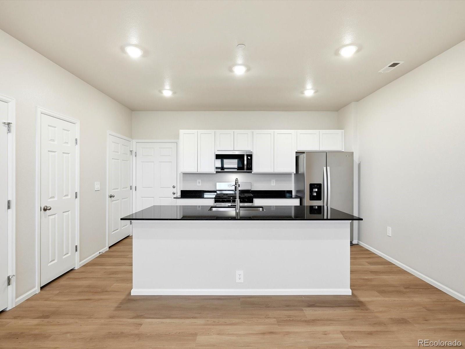 MLS Image #5 for 1596  riverplace drive,windsor, Colorado