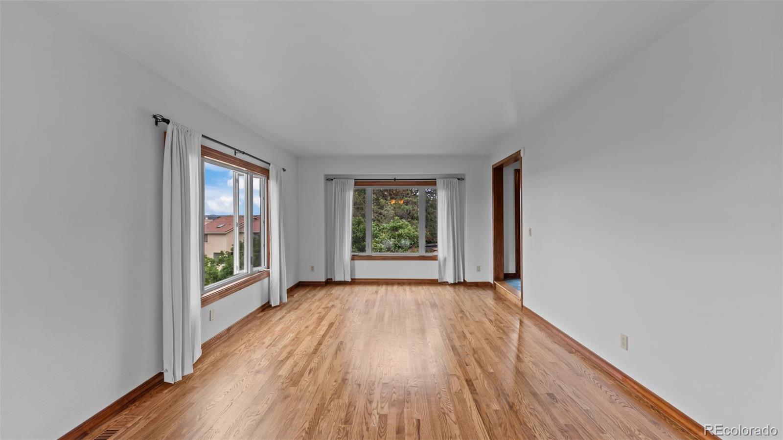 MLS Image #11 for 5110  golden hills court,colorado springs, Colorado