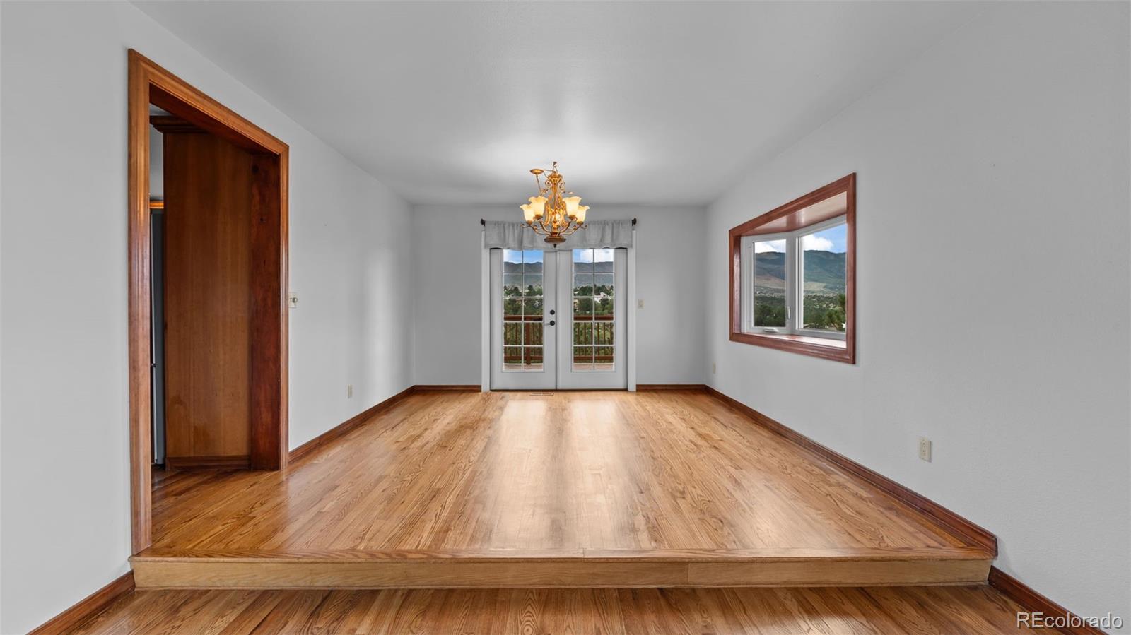 MLS Image #13 for 5110  golden hills court,colorado springs, Colorado