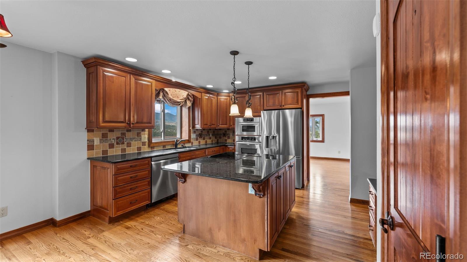 MLS Image #23 for 5110  golden hills court,colorado springs, Colorado