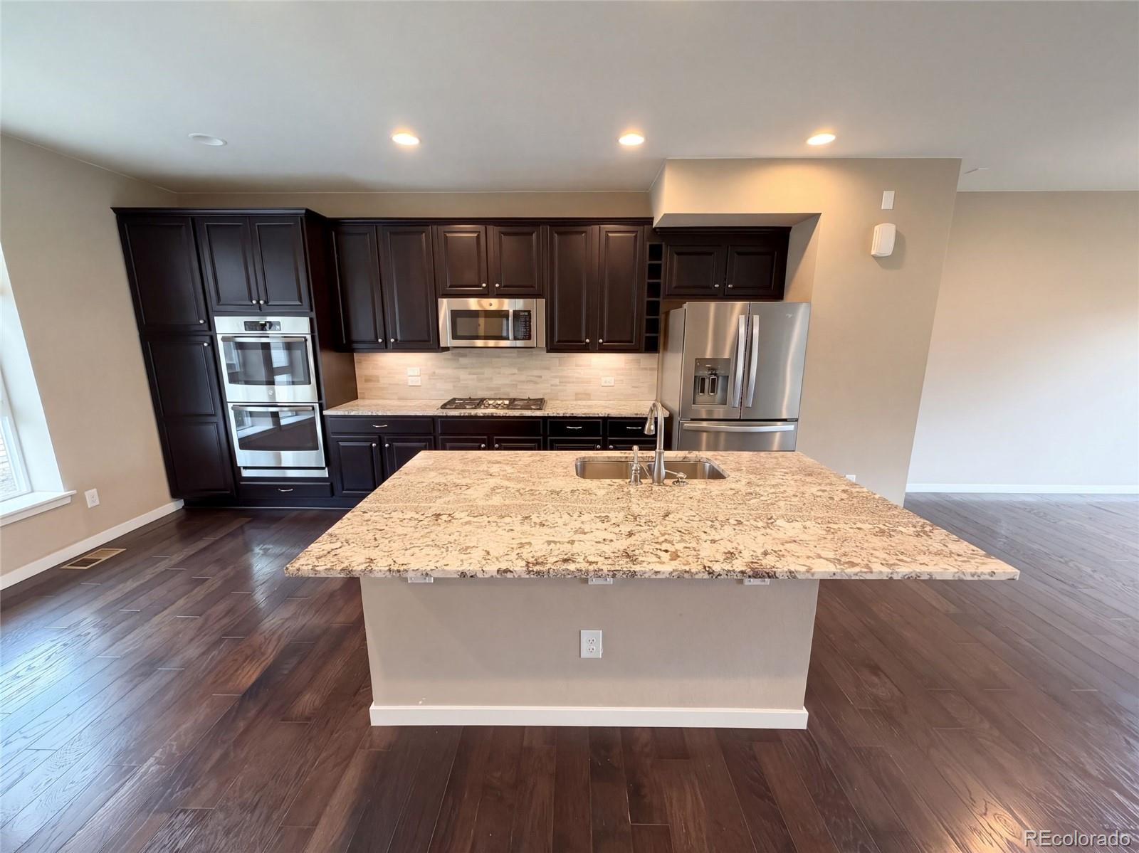 MLS Image #1 for 15738 e broncos place,centennial, Colorado