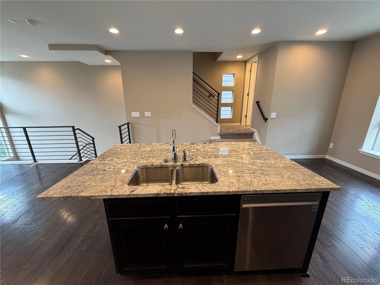 MLS Image #6 for 15738 e broncos place,centennial, Colorado