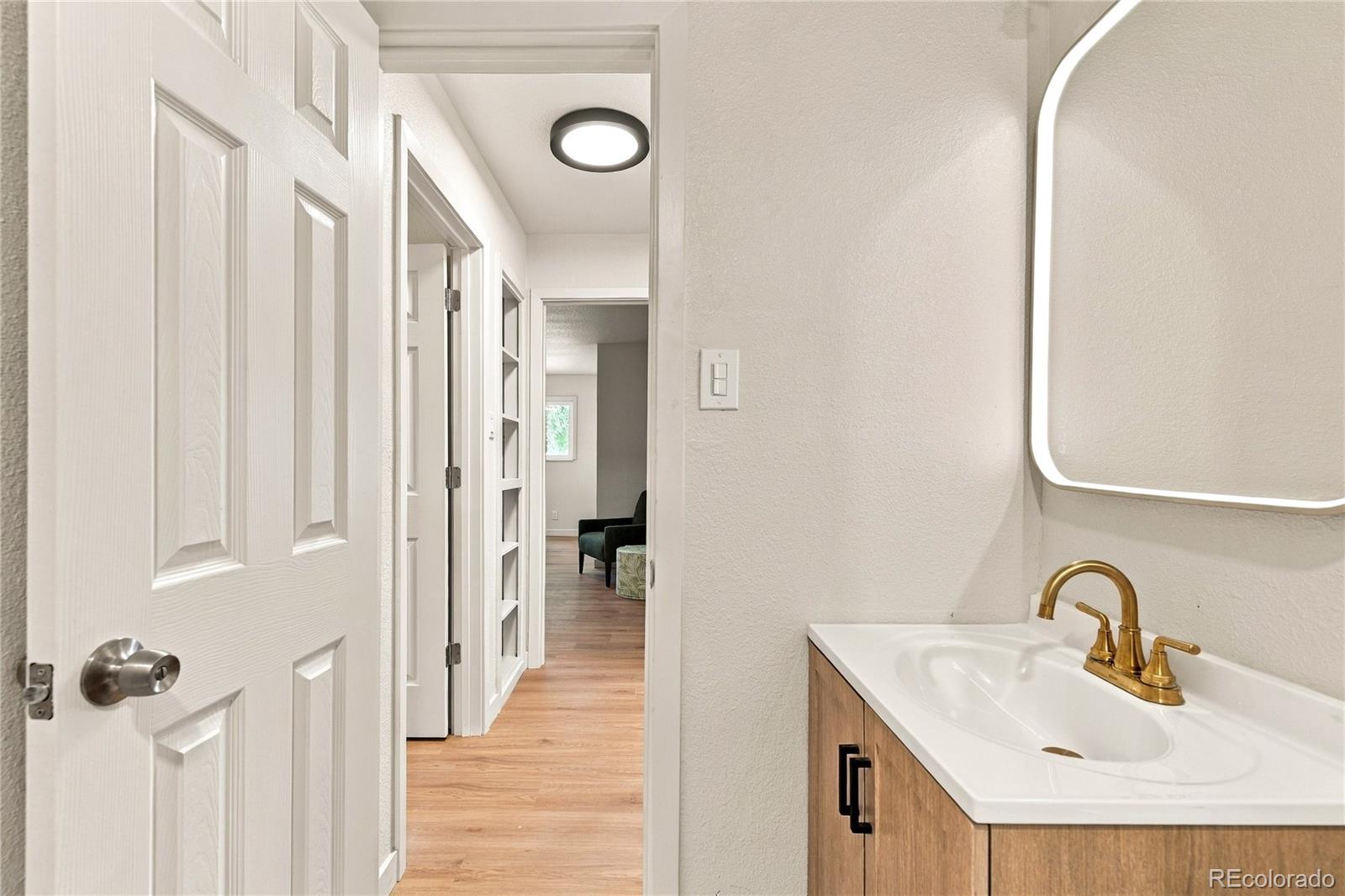 MLS Image #13 for 3413 s eudora street,denver, Colorado