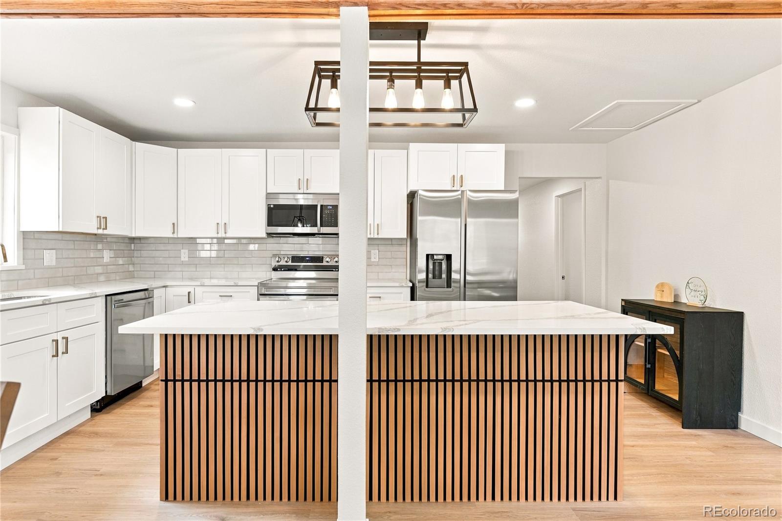 MLS Image #4 for 3413 s eudora street,denver, Colorado