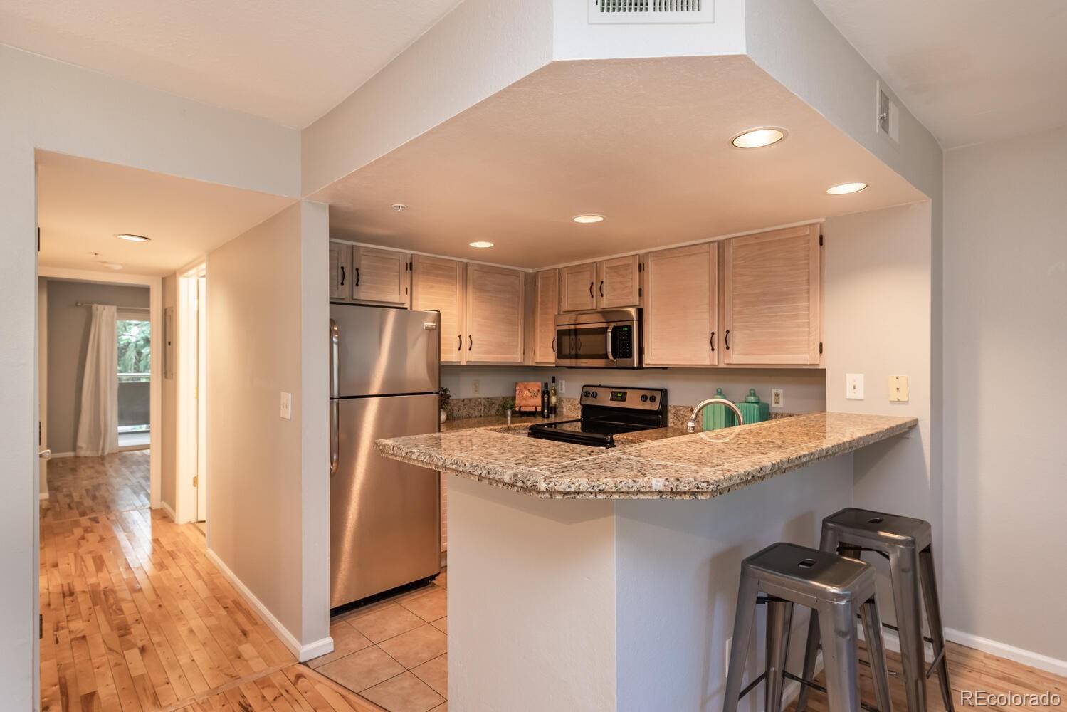 MLS Image #14 for 935  broadway ,boulder, Colorado