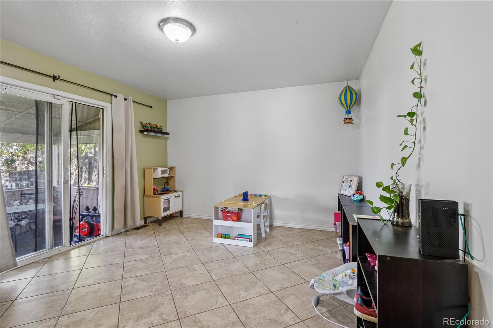 MLS Image #14 for 619  2nd street,frederick, Colorado