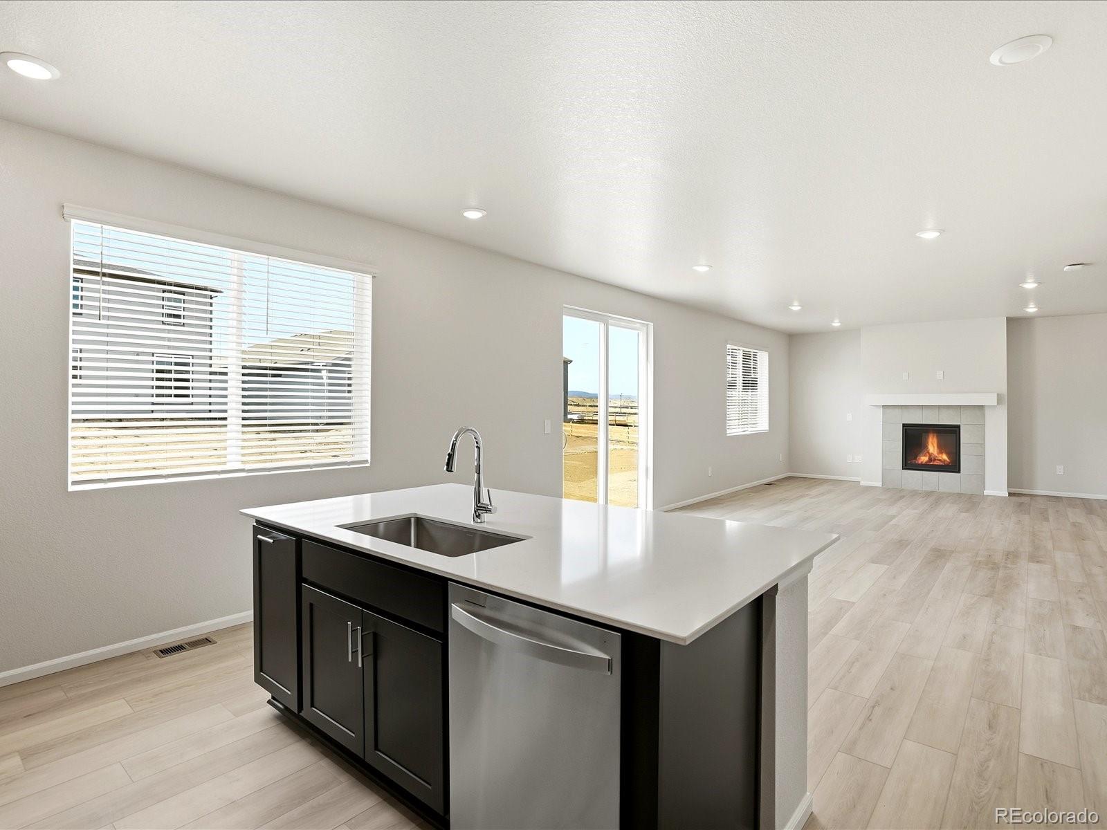 MLS Image #11 for 1606  nathan river drive,windsor, Colorado
