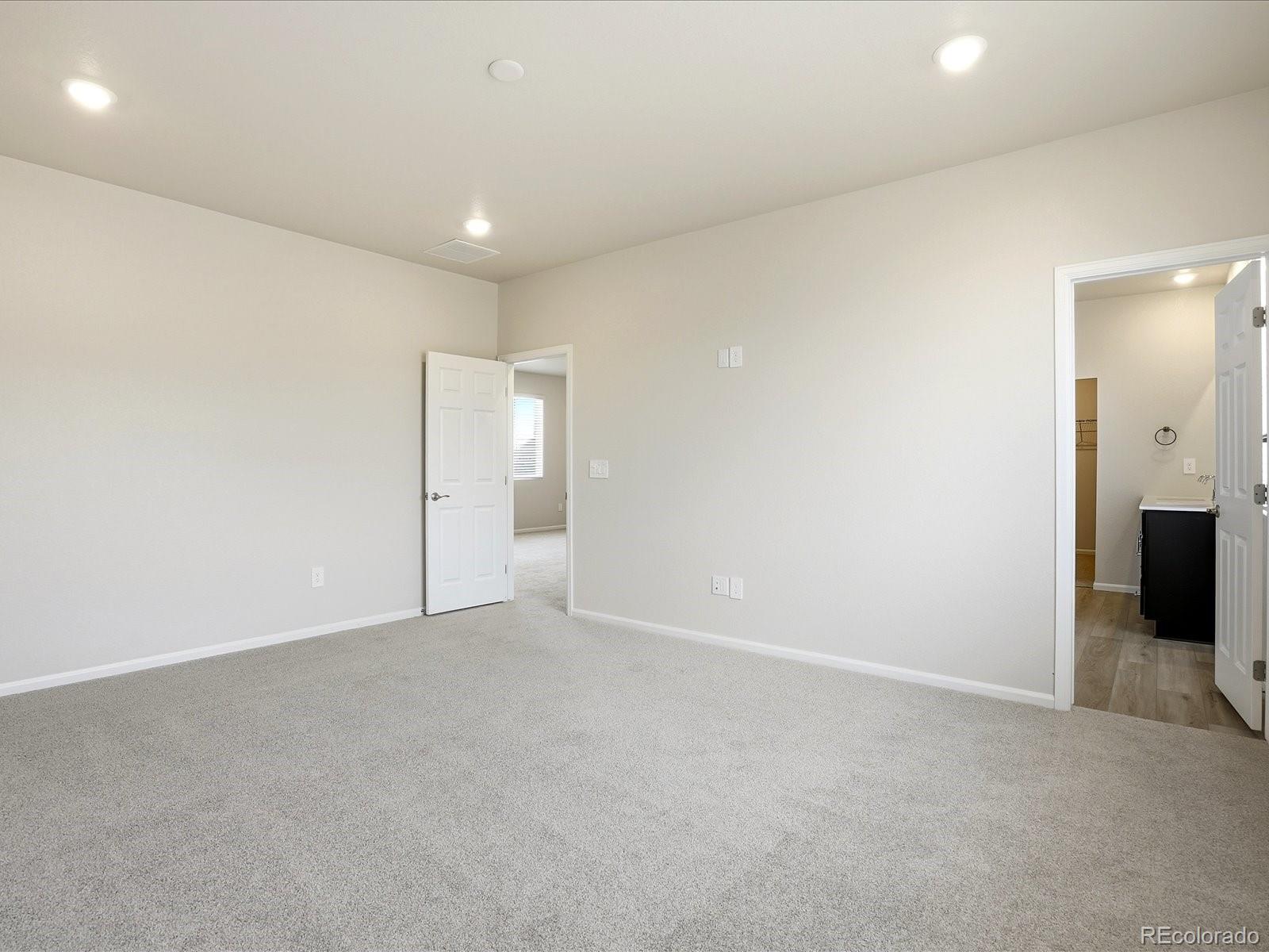MLS Image #16 for 1606  nathan river drive,windsor, Colorado