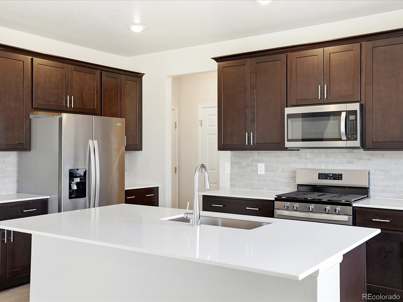 MLS Image #8 for 1606  nathan river drive,windsor, Colorado