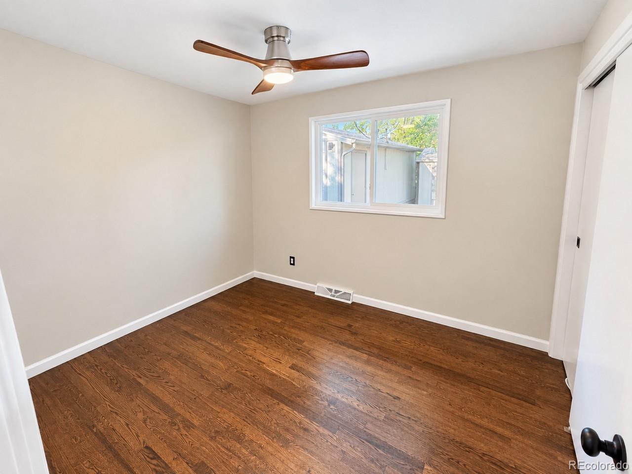 MLS Image #10 for 4055 s hazel court,englewood, Colorado