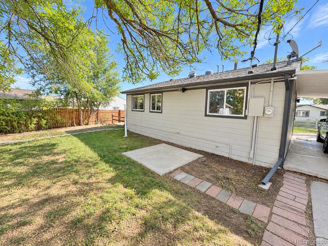 MLS Image #18 for 4055 s hazel court,englewood, Colorado