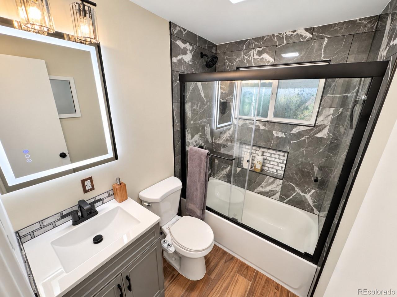 MLS Image #8 for 4055 s hazel court,englewood, Colorado