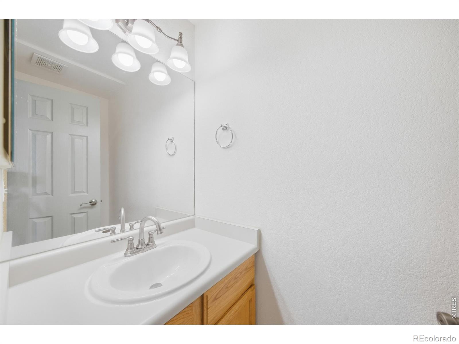 MLS Image #7 for 426  lilac avenue,eaton, Colorado