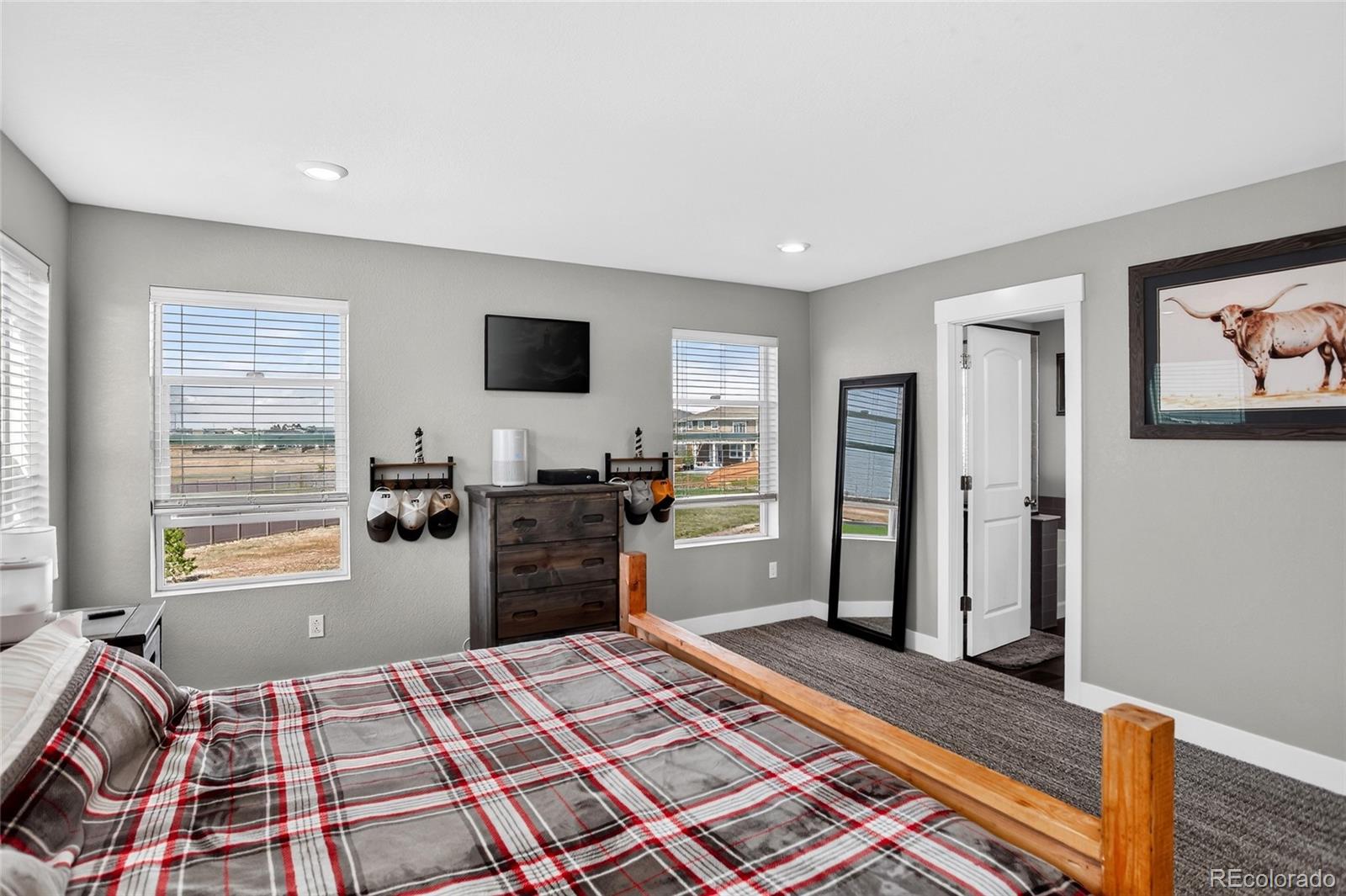 MLS Image #27 for 27531 e 7th drive,aurora, Colorado