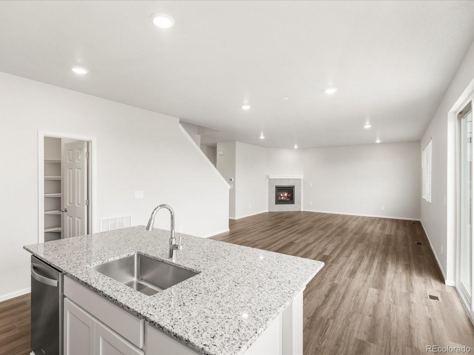 MLS Image #9 for 17426 e 89th avenue,commerce city, Colorado