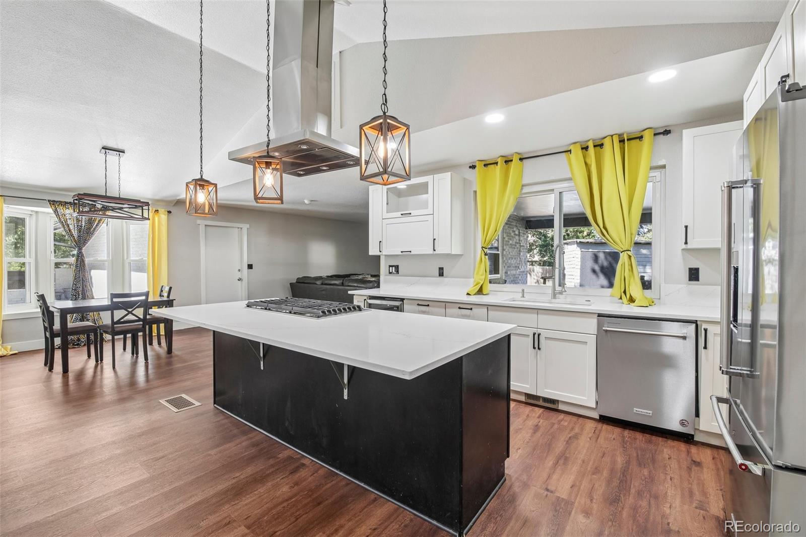 MLS Image #14 for 10051 e walsh place,denver, Colorado