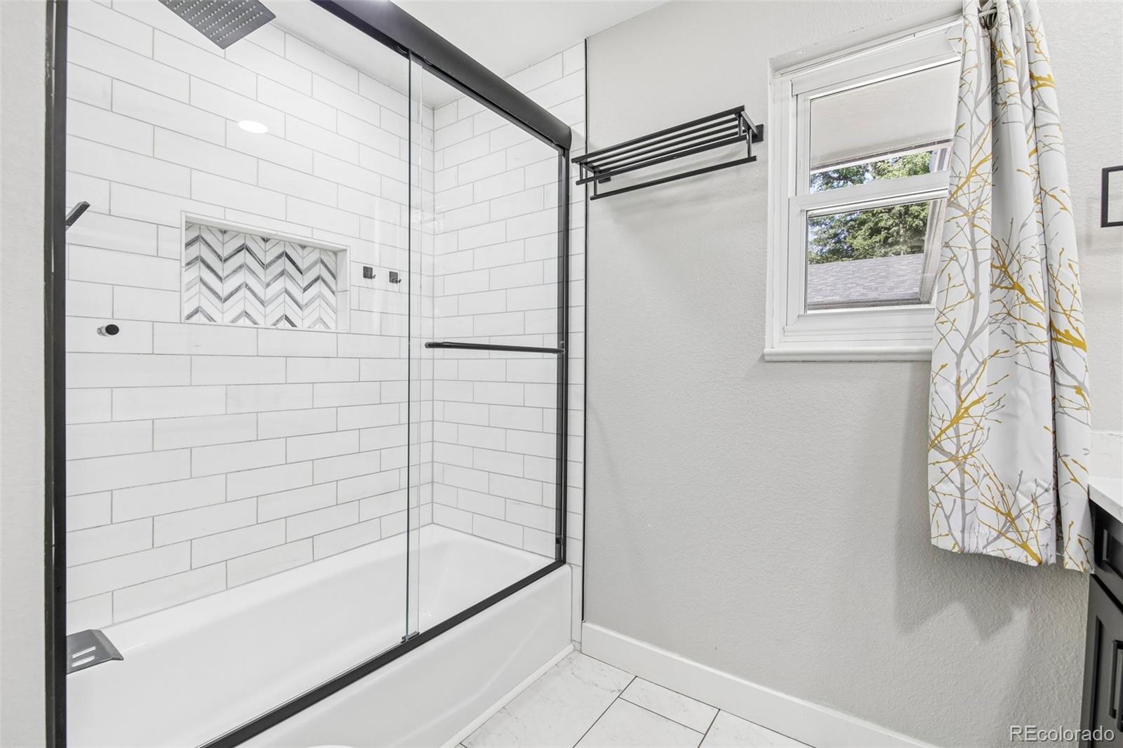 MLS Image #19 for 10051 e walsh place,denver, Colorado
