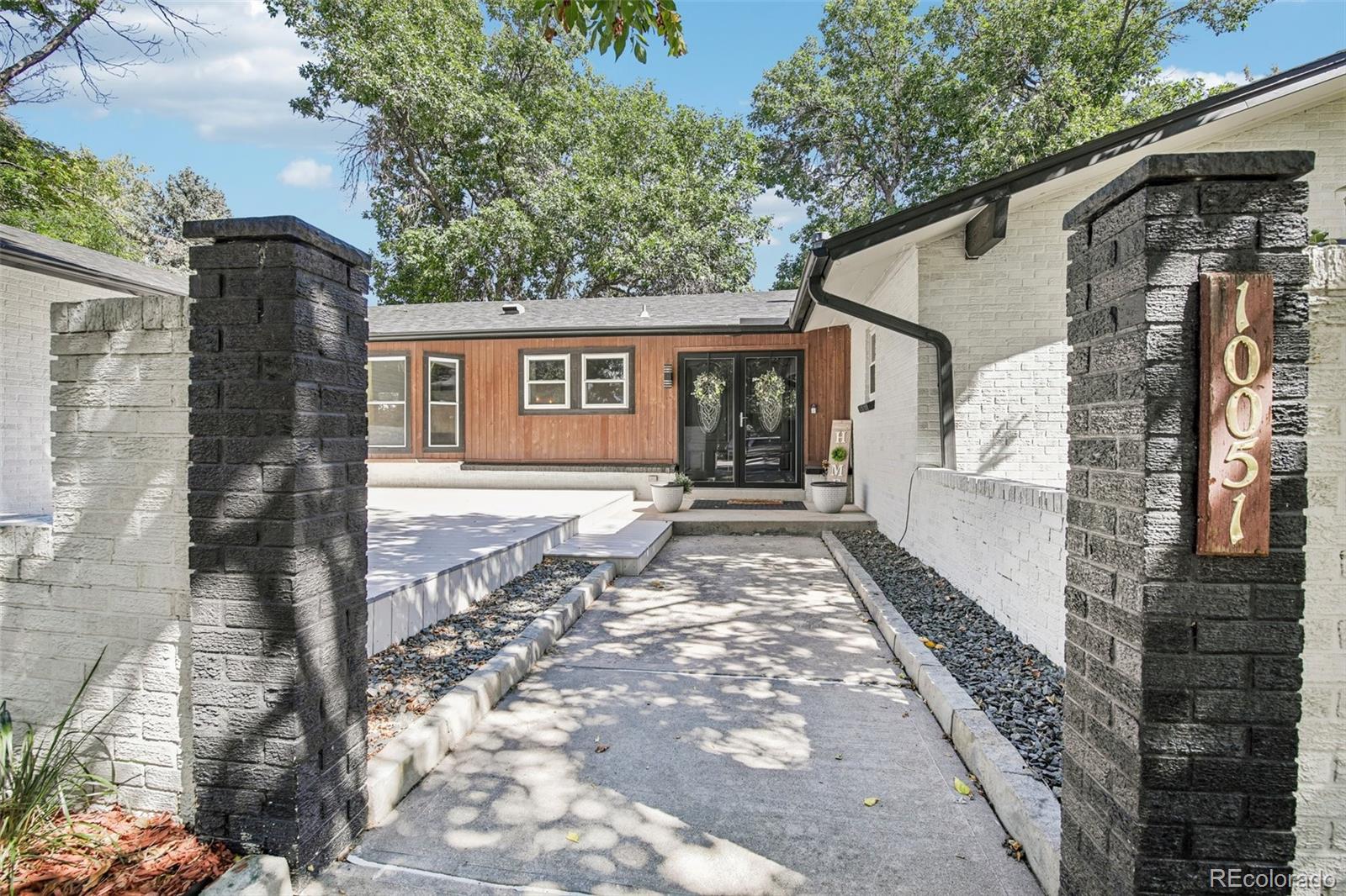 MLS Image #2 for 10051 e walsh place,denver, Colorado