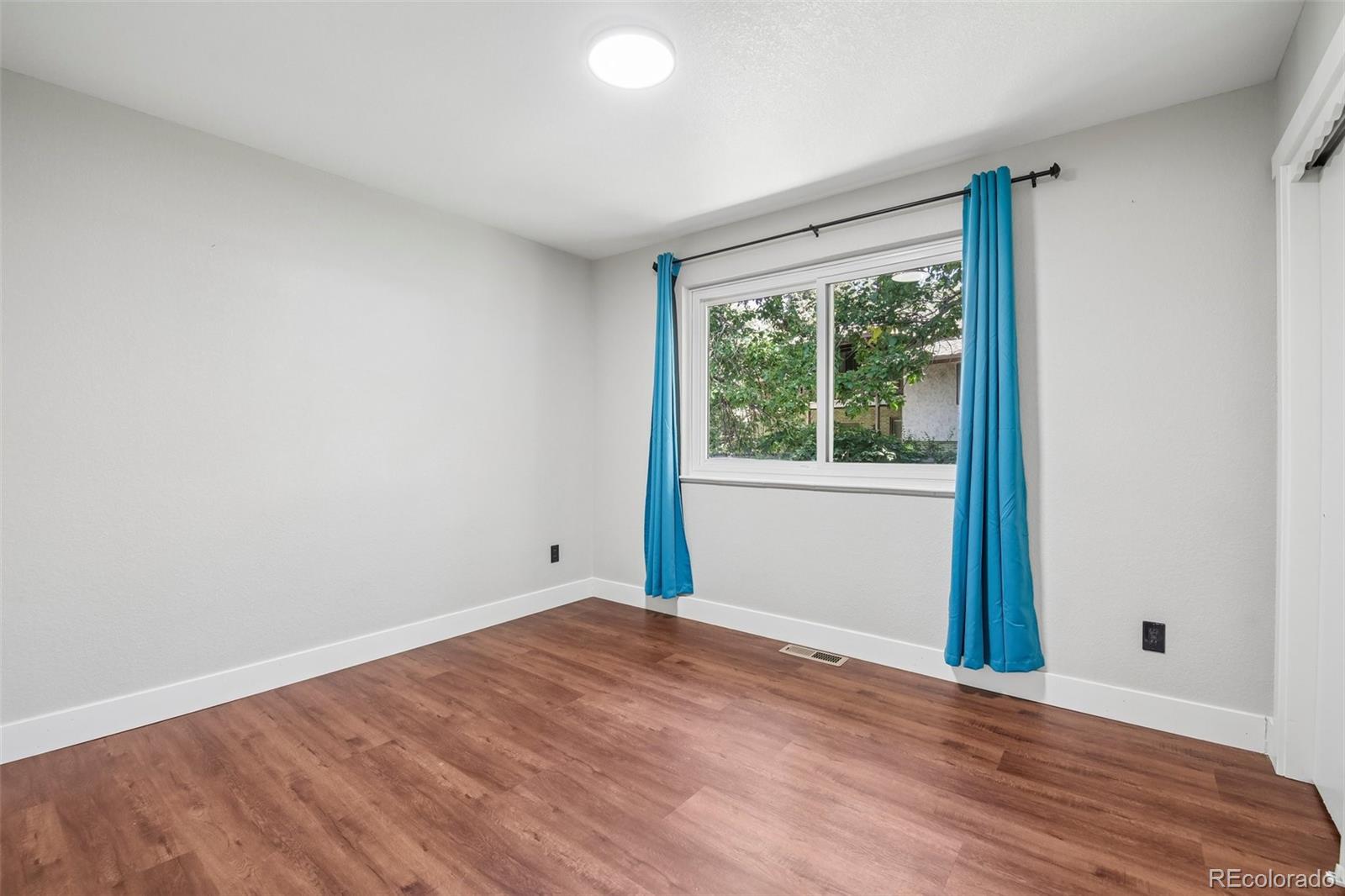MLS Image #25 for 10051 e walsh place,denver, Colorado