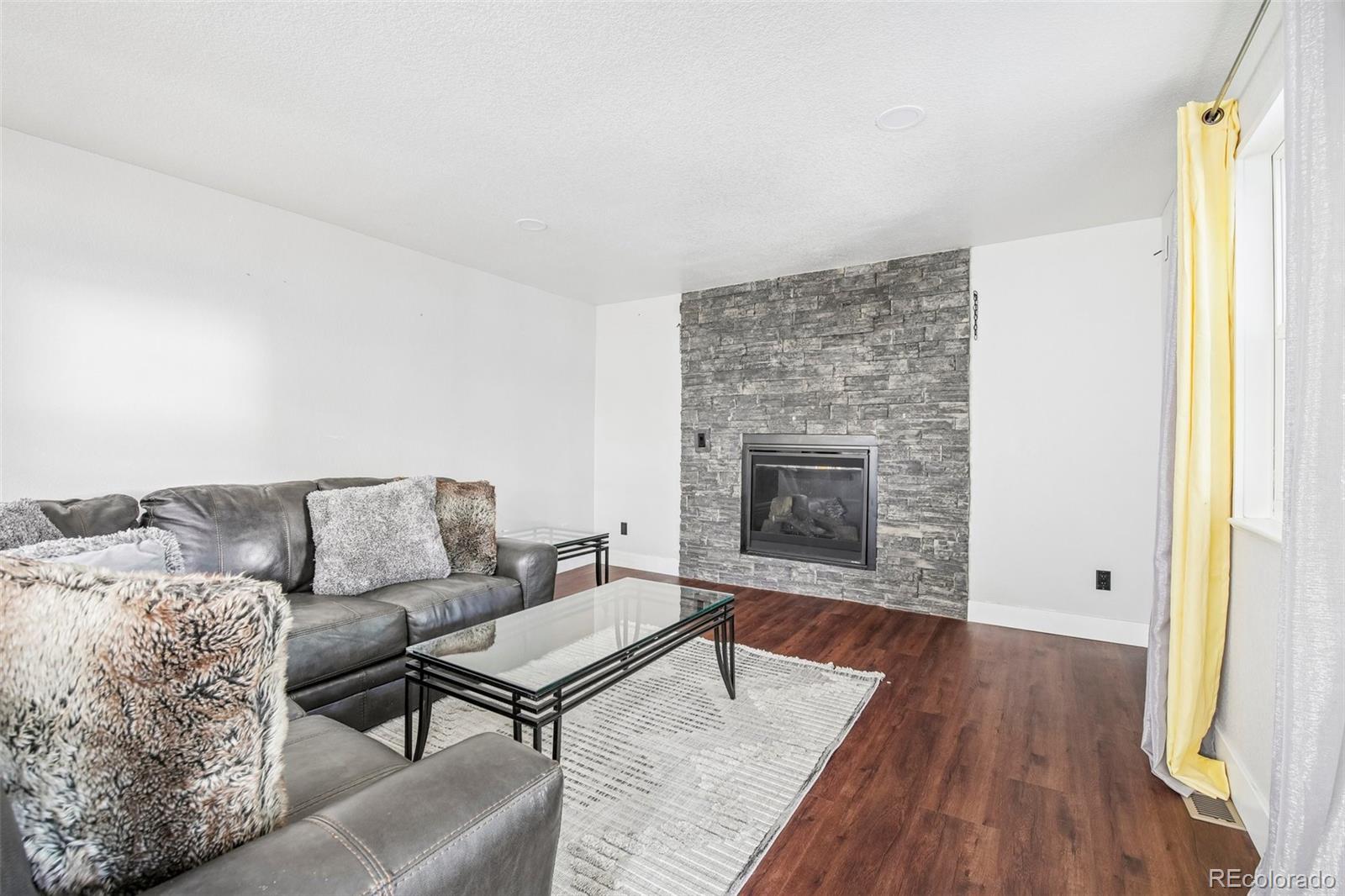 MLS Image #7 for 10051 e walsh place,denver, Colorado