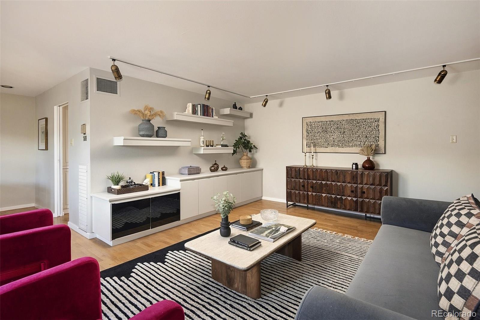 MLS Image #2 for 460 s marion parkway 653,denver, Colorado