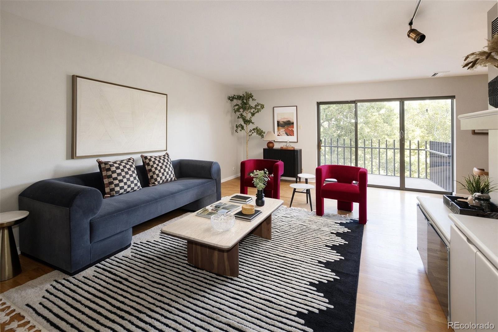 MLS Image #3 for 460 s marion parkway 653,denver, Colorado