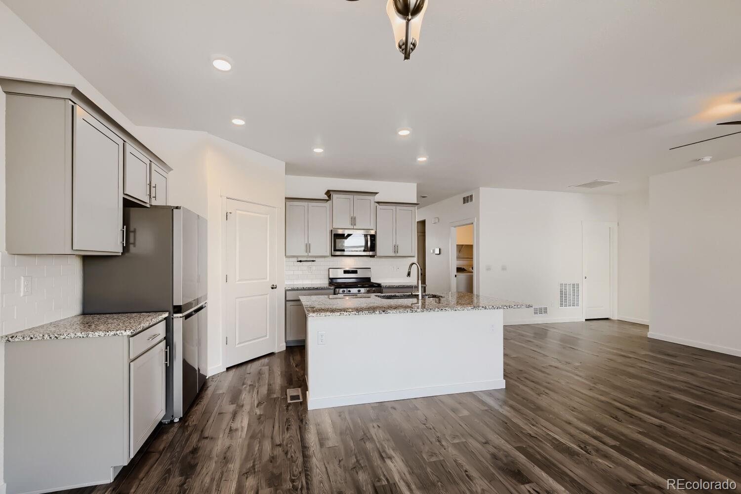 MLS Image #3 for 4143  limestone avenue,mead, Colorado