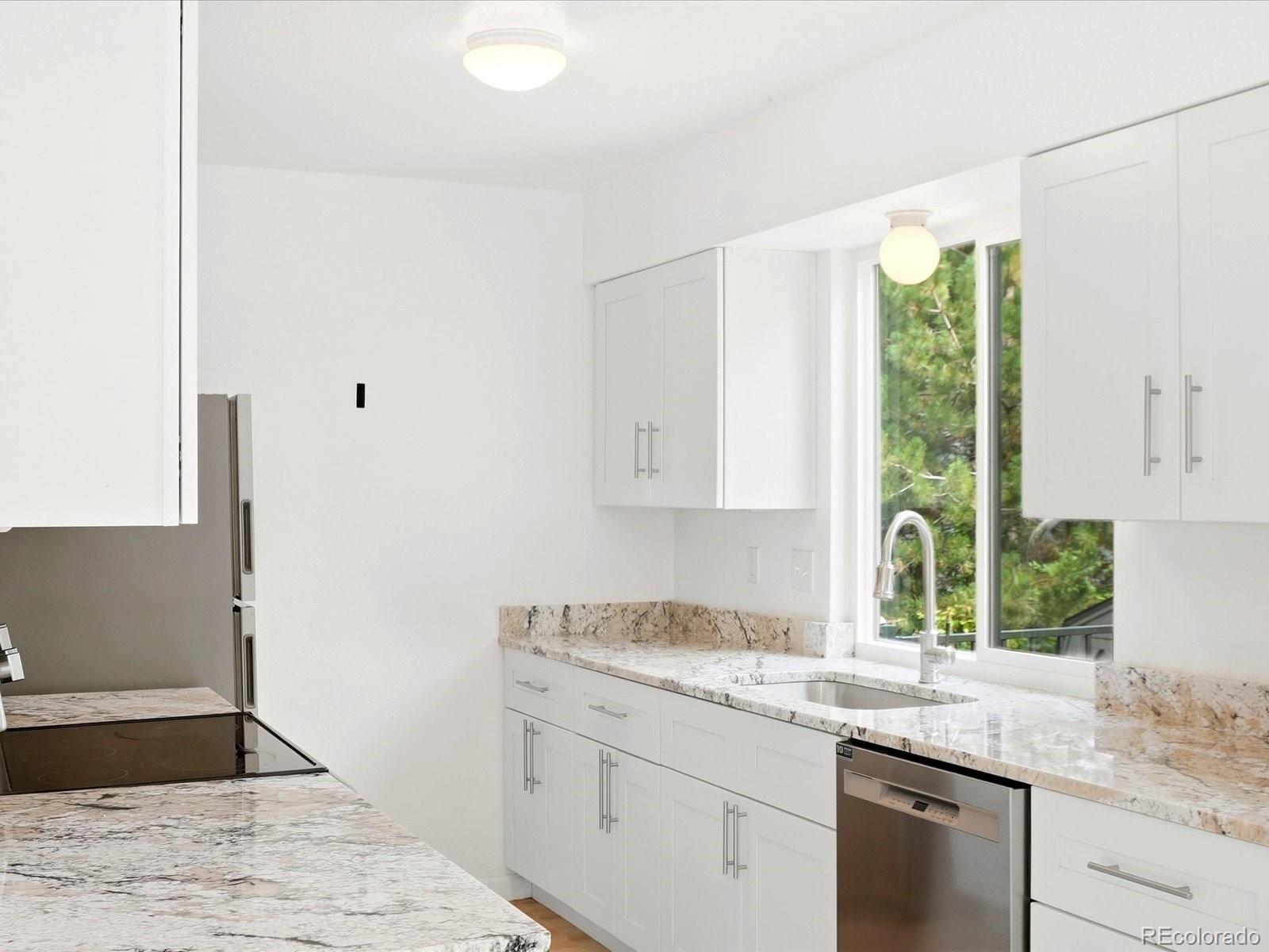 MLS Image #15 for 2060  yarrow street,lakewood, Colorado