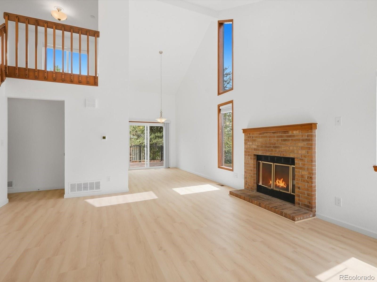 MLS Image #8 for 2060  yarrow street,lakewood, Colorado